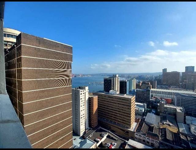 2 BEDROOM APARTMENT FOR SALE IN VICTORIA EMBANKMENT